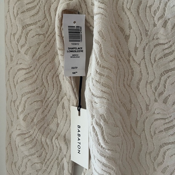 Aritzia Babaton Shapelace Longsleeve Bodysuit Birch XS NWT Sculpting Shaping - Picture 5 of 6